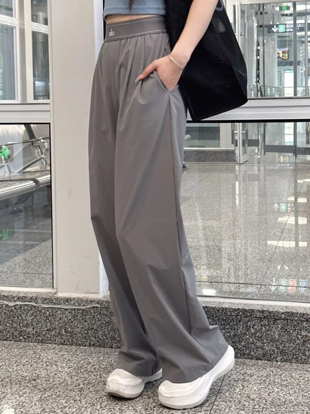 NWT ALO Yoga ❣🥳  Women’s Steel Grey Wide Leg Pants (Regular) ✨ Minimalist